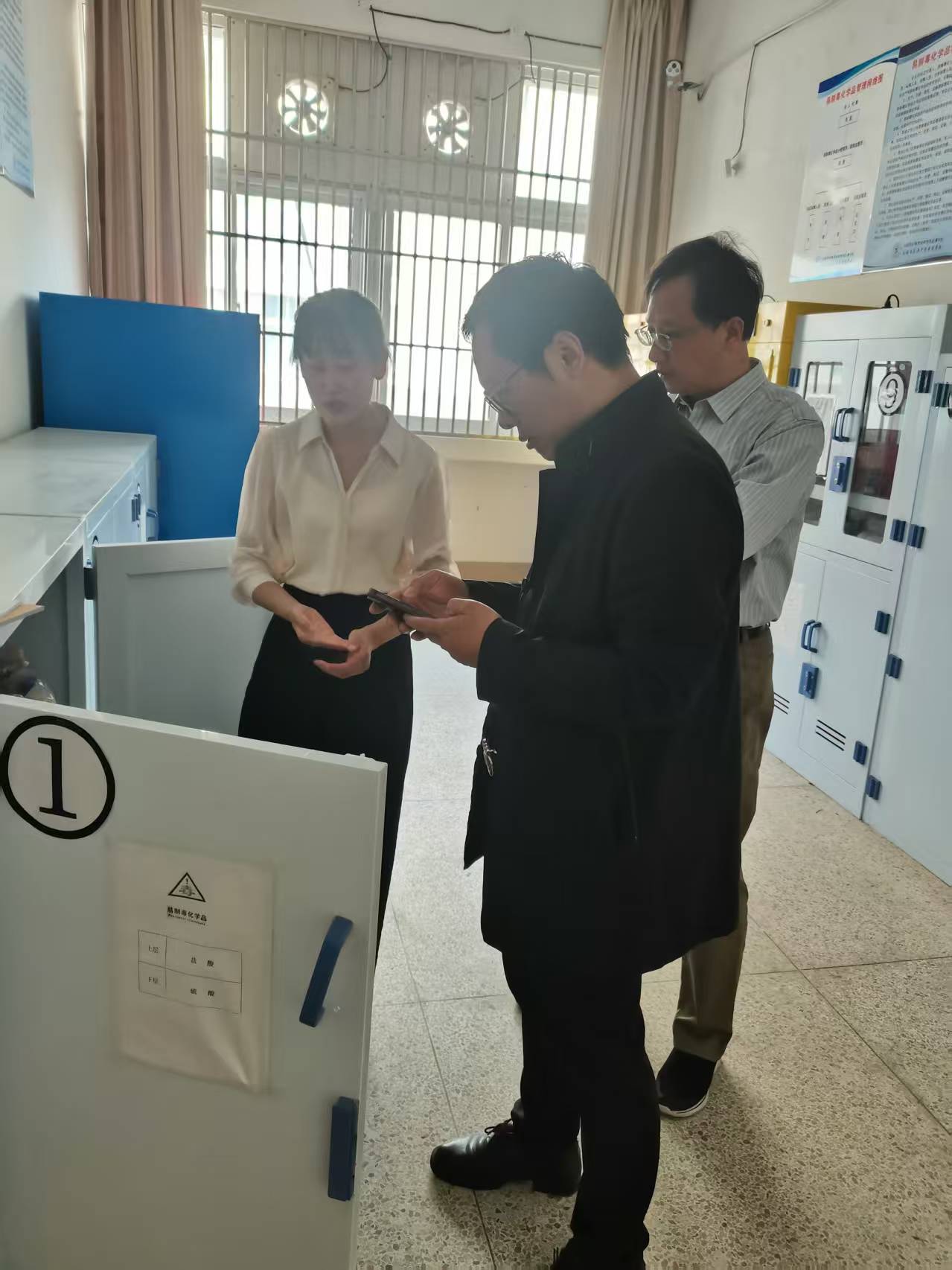 我校開(kāi)展五一節(jié)前校園安全大檢查